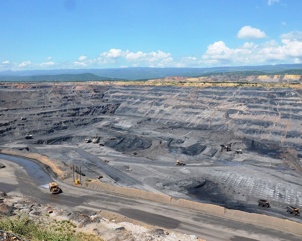 Operaciones mineras y acopio en Colombia - INVERSIONES GRANDBLANC S.A.S.